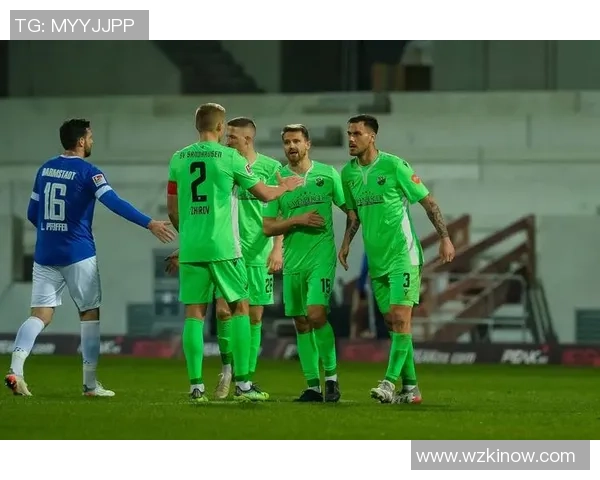 曼联与莱比锡红牛精彩对决全场录播回顾与分析