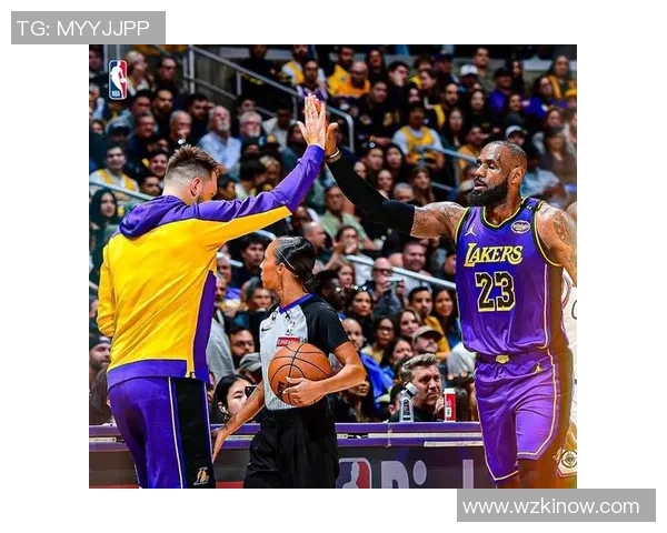 湖人对决快船精彩直播55分钟全程回顾与赛后分析